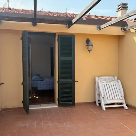 Casa Con Vista Per Al Mare Di Апартаменты *
